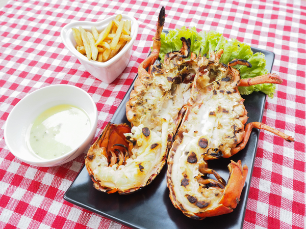 CREVETTES GÉANTES D'EAU DOUCE 1KG (800G NET) Origine: Bangladesh